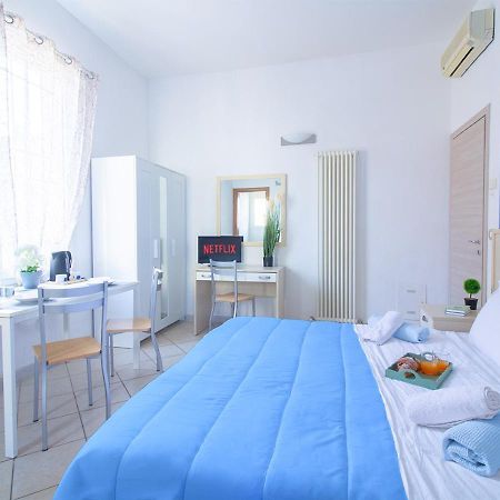 Athena Rooms - Parcheggio Privato Bologna Exteriör bild