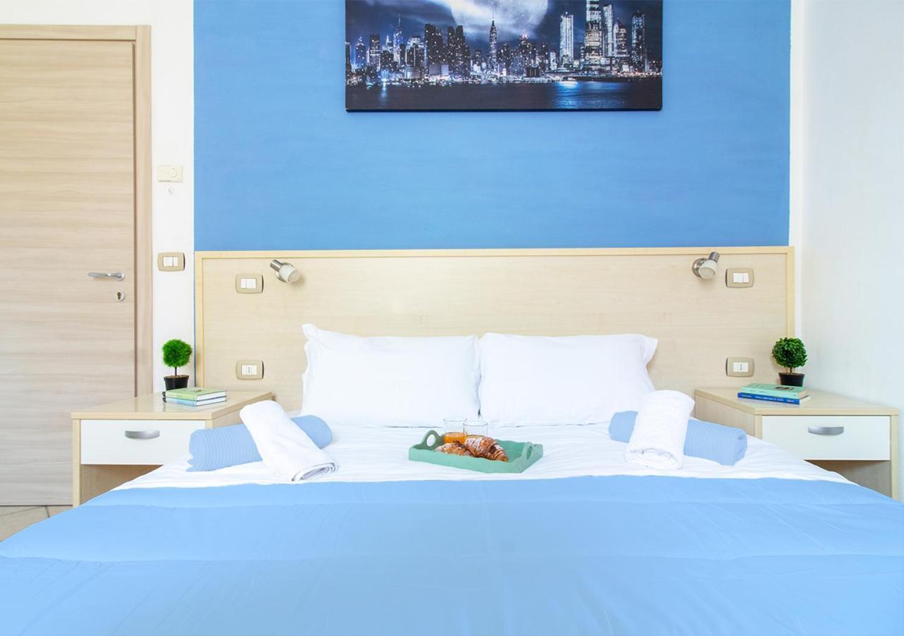 Athena Rooms - Parcheggio Privato Bologna Exteriör bild