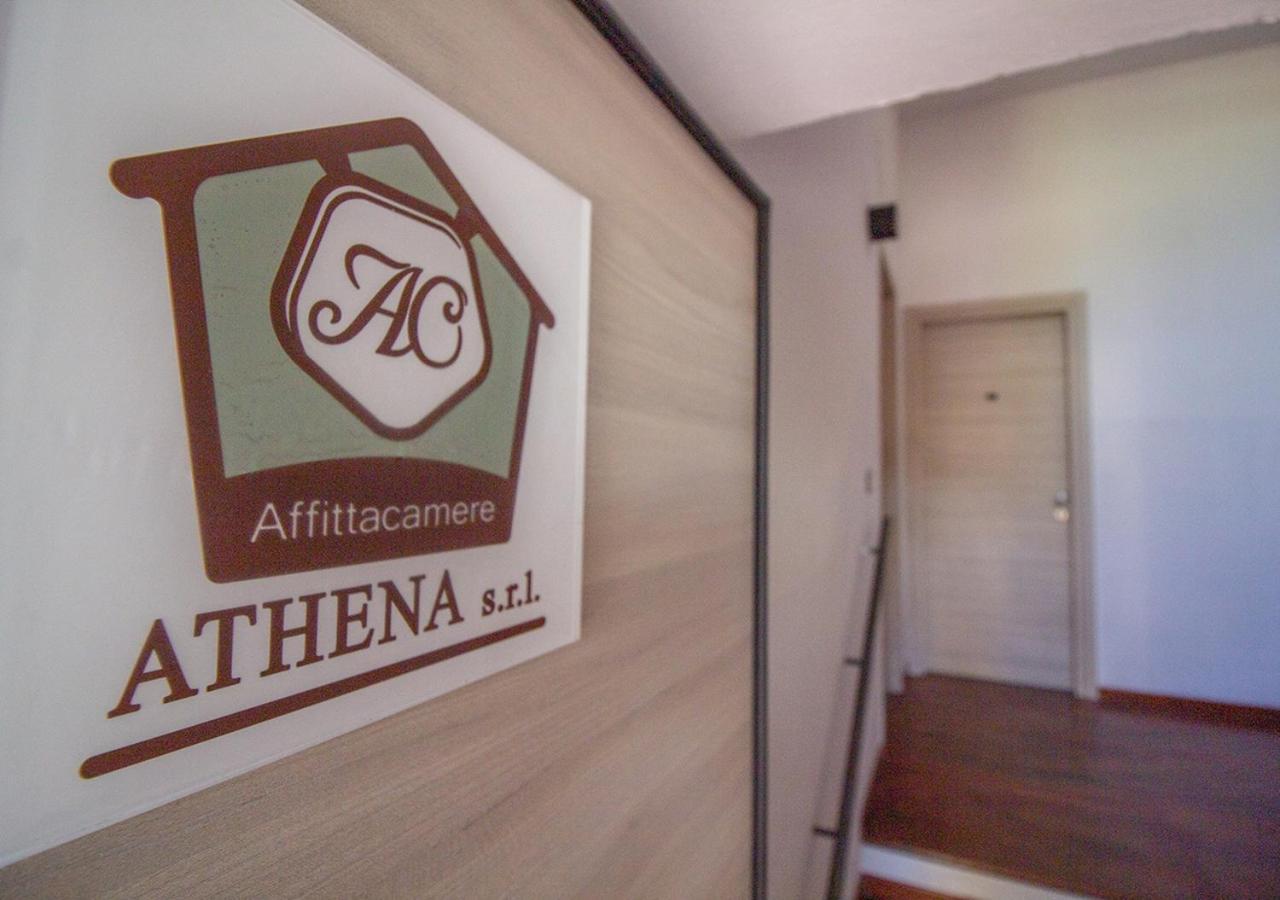 Athena Rooms - Parcheggio Privato Bologna Exteriör bild