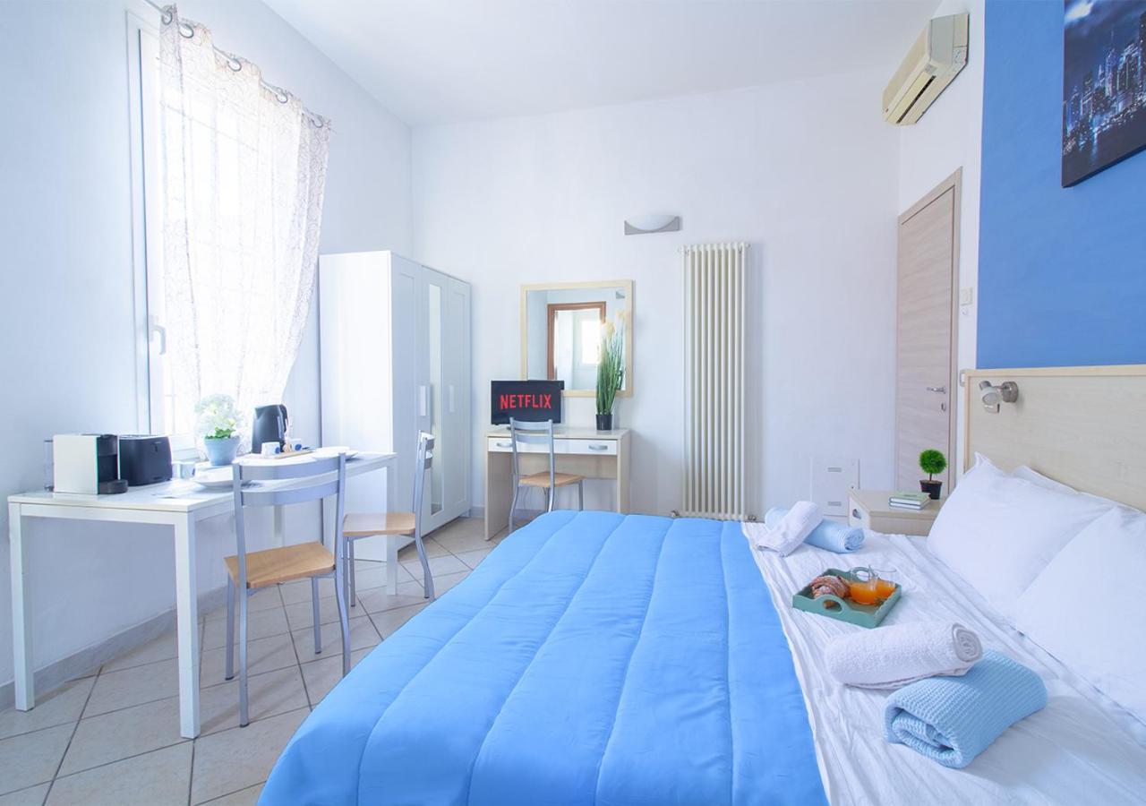 Athena Rooms - Parcheggio Privato Bologna Exteriör bild