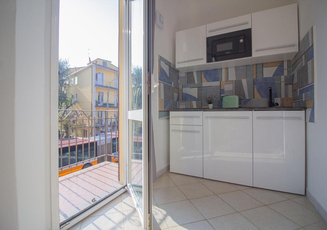 Athena Rooms - Parcheggio Privato Bologna Exteriör bild