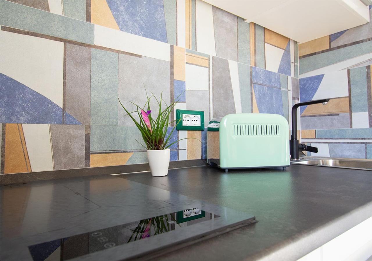 Athena Rooms - Parcheggio Privato Bologna Exteriör bild
