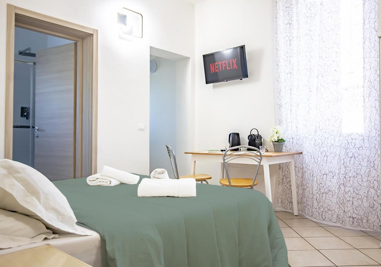 Athena Rooms - Parcheggio Privato Bologna Exteriör bild
